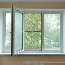 Трехстворчатое металлопластиковое окно для коттеджа - 1800х1400 мм. Rehau Euro 60